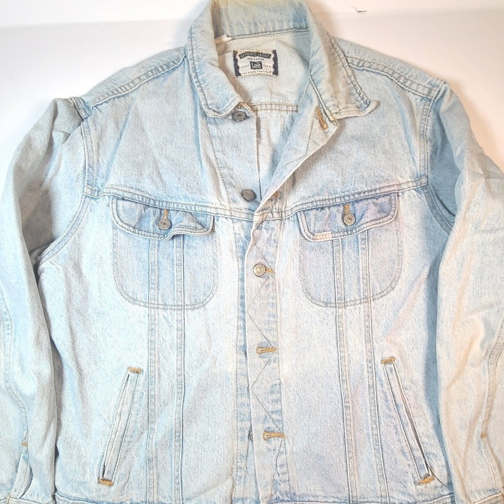 Vintage Lee Medium Denim Jacket Light Wash Western Style Menswear Essential Coat